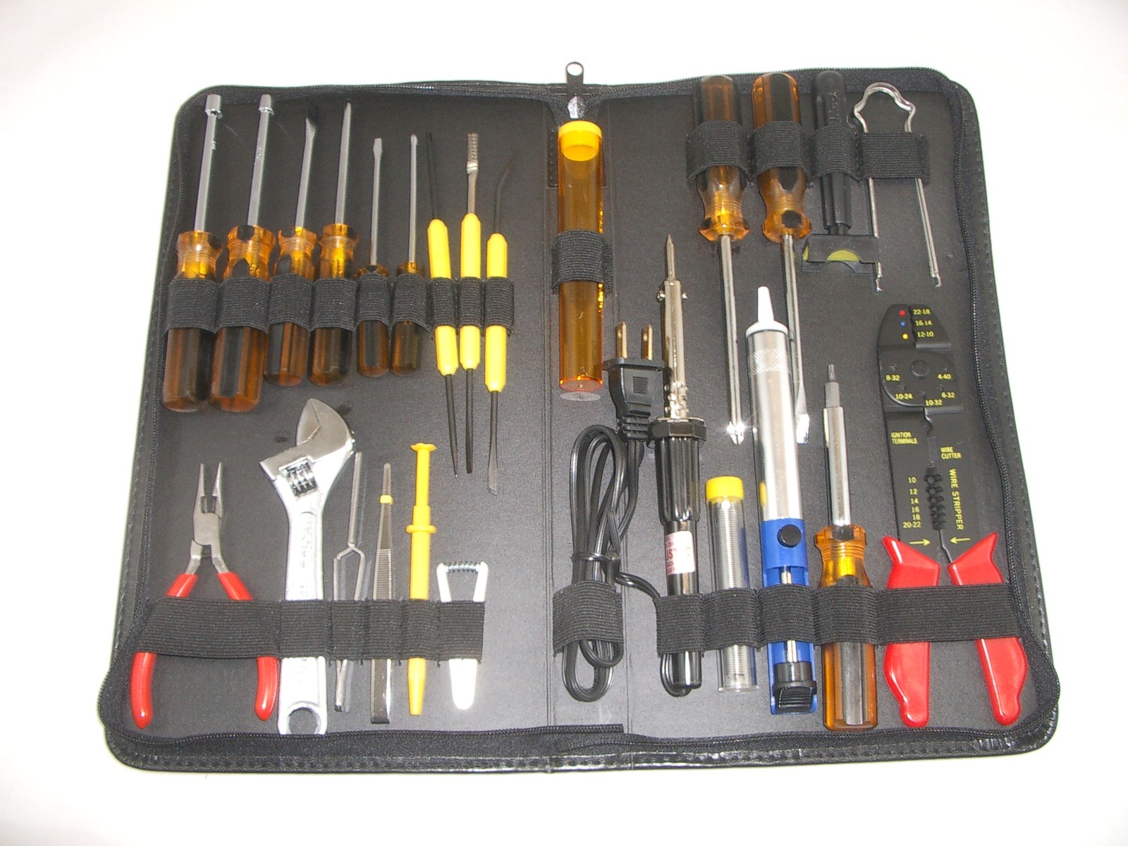 GC ELECTRONICS 12-6972 26PC RADIO TV PC R&D MASTER TOOL SET KIT SOLDER IRON CASE