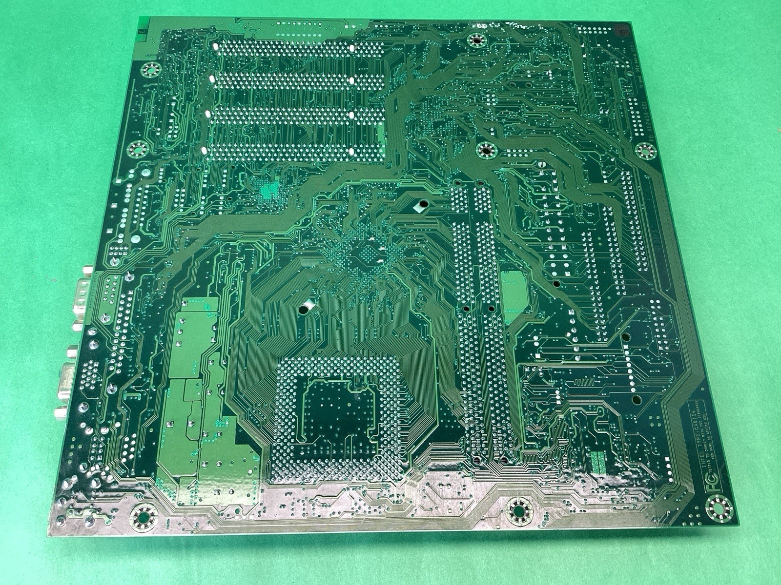 Dell 2E086 PGA370 Desktop Motherboard + Celeron CPU + I/O Shield - UNTESTED