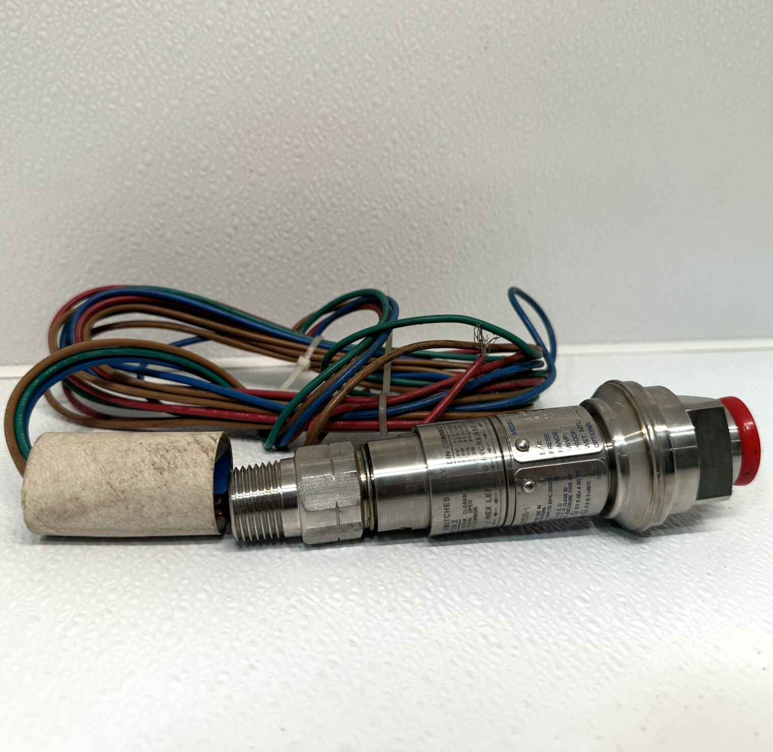United Electric Controls 12 Series Pressure Switch Model 12SLSN7B 10-35psi Used