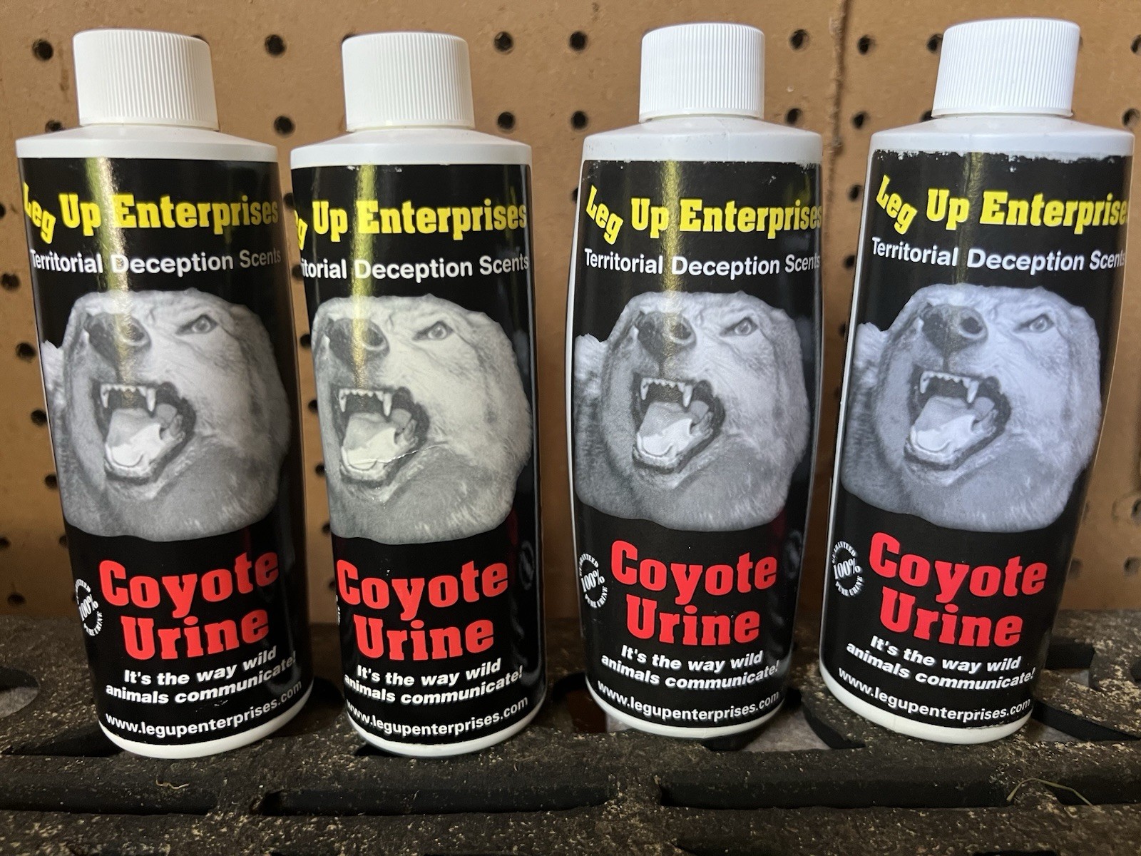 Lot Of 4Leg Up Enterprises 91200 Real Coyote Urine 8 Oz. Garden Pest Repellent