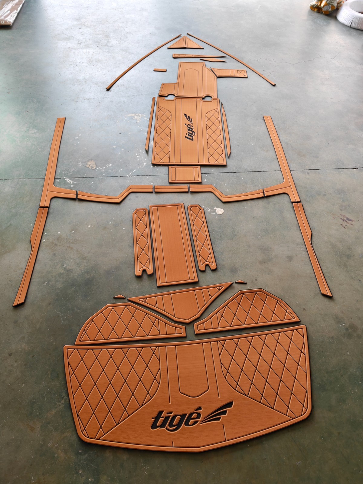 2012-2015 Tige Z3 Cockpit Swim platform  1/4" 6mm EVA faux faom teak mat floor