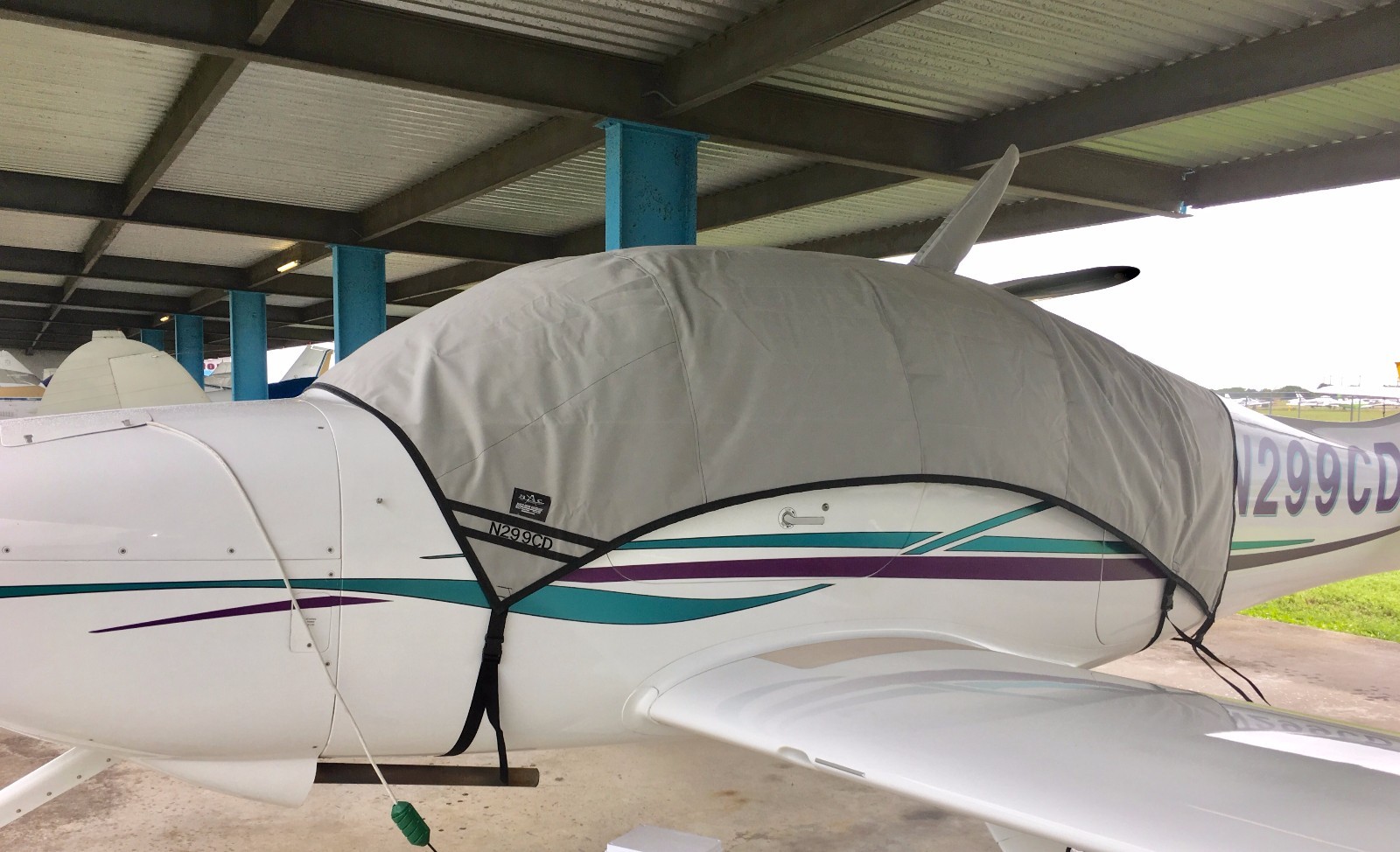 Cirrus SR 22 Sunbrella Windshield Cabin Cover