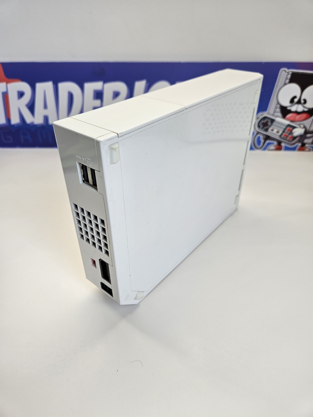 White Nintendo Wii System Complete (Nintendo Wii, 2010)