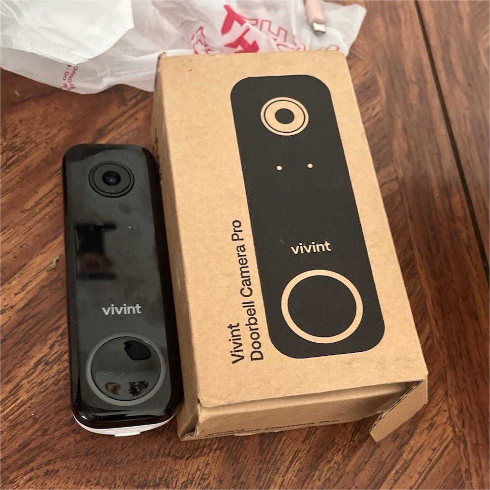 Vivint Doorbell Camera Pro Video Recording Black Video Doorbell