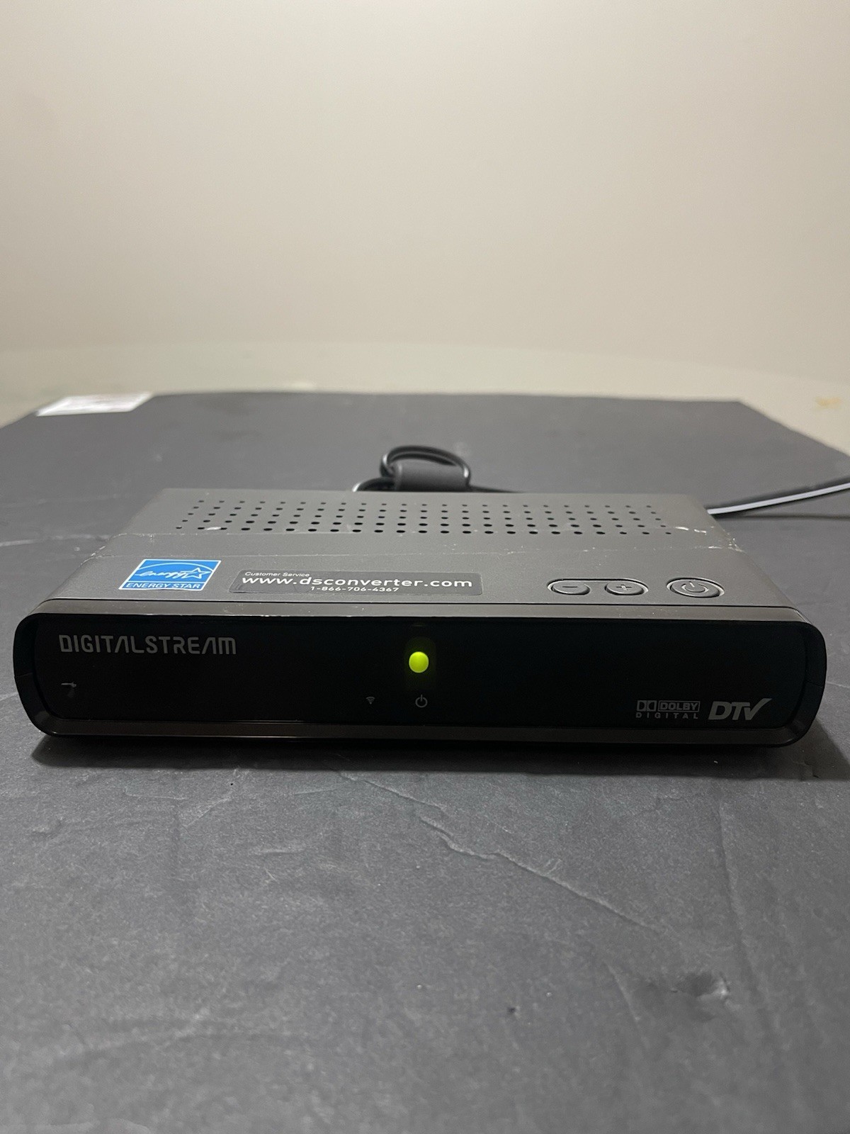 Digital Stream DTX9950 Analog Pass Through DTV Converter Box No Remote
