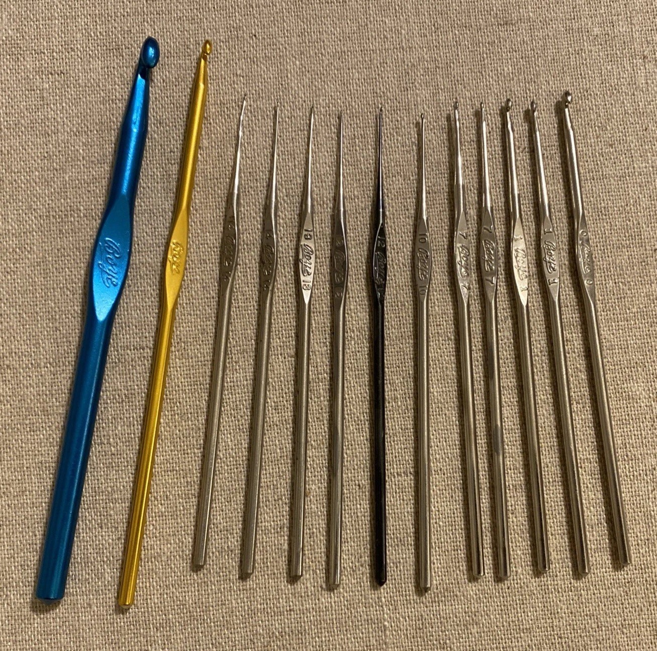 Vintage Metal Set of  13 Boye Made In USA Crochet Hooks Various Sizes