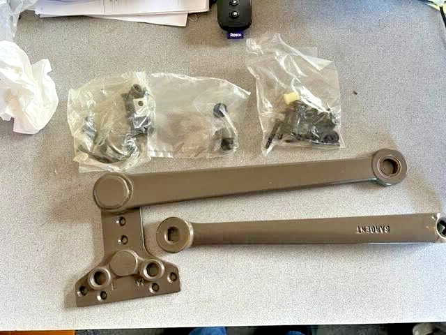 SARGENT HARDWARE   1430 1431  PS STOP ARM ONLY EB FINISH