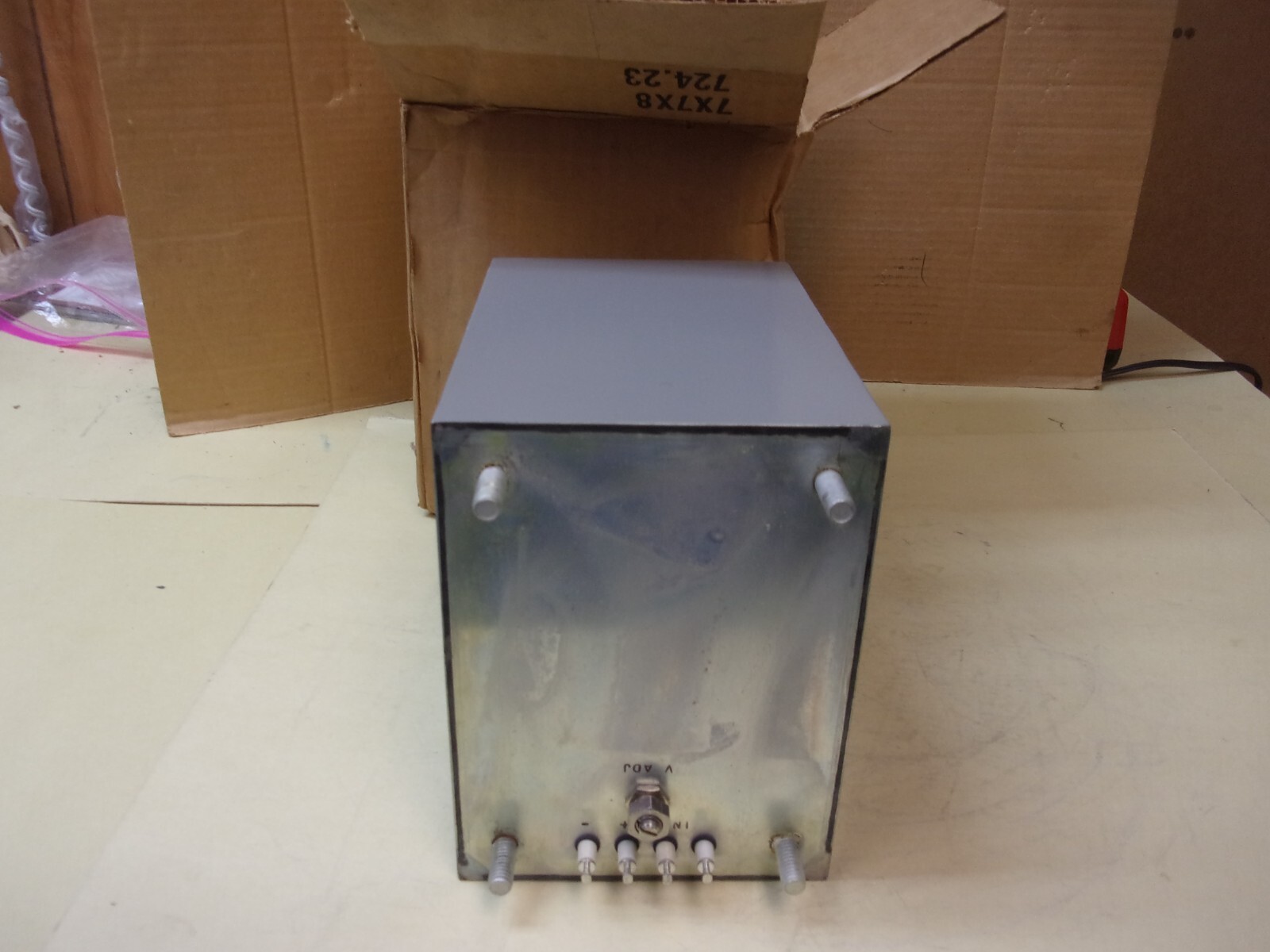 Elday PD-2193 Regulated Power Supply , In 105-125VAC 50-440HZ , Out 25.7VDC