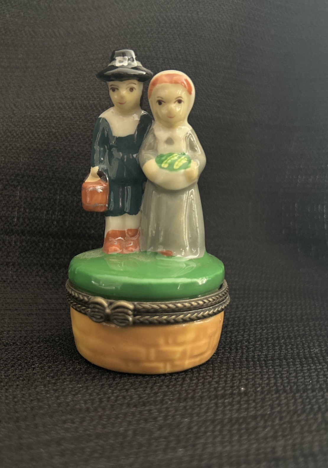 Hinged Box Pilgrim Porcelain Trinket Box With Cooked Turkey inside Vintage
