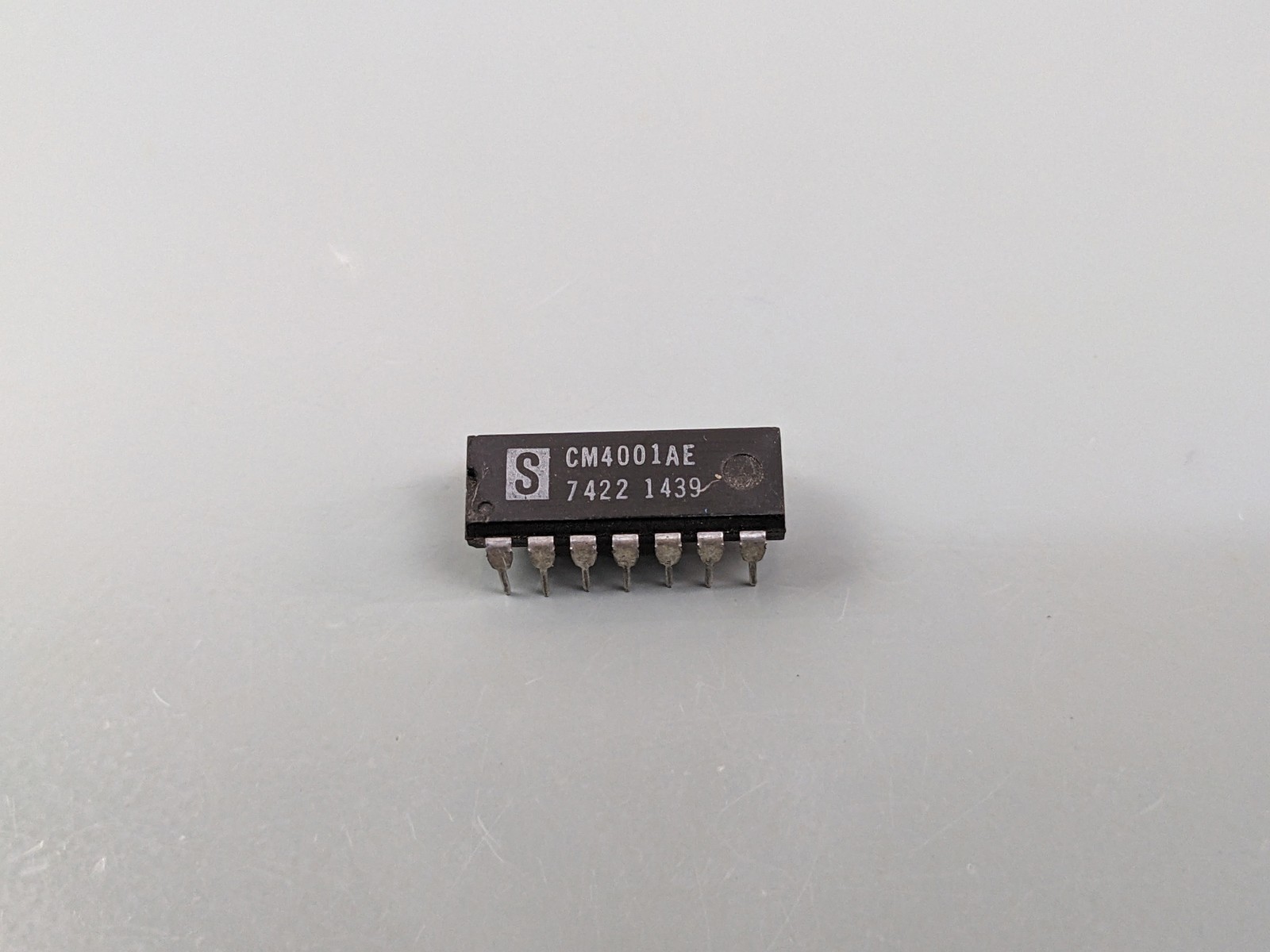 (2) CM4001 ICs Quad 2-Input NOR Gate, Solidev Semiconductors CM4001AE, NOS