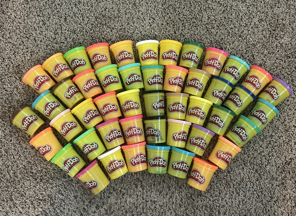 NEW Play-Doh Modeling Compound 48-Pack Case of Colors, Non-Toxic, 3 Oz Cans