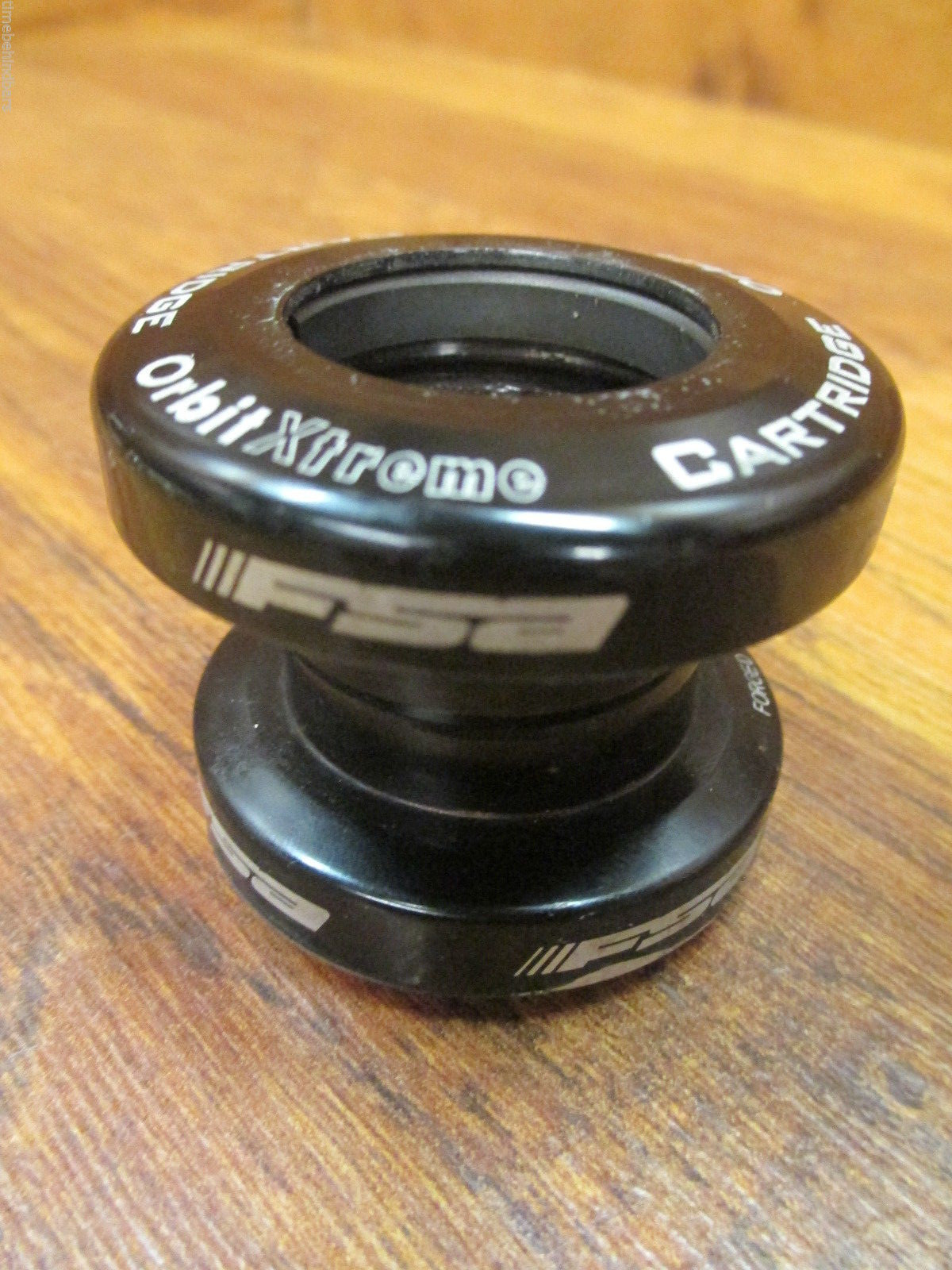 FSA ORBIT EXTREAM 1 1/8 INCH THREADLESS NON INTEGRATED HEADSET