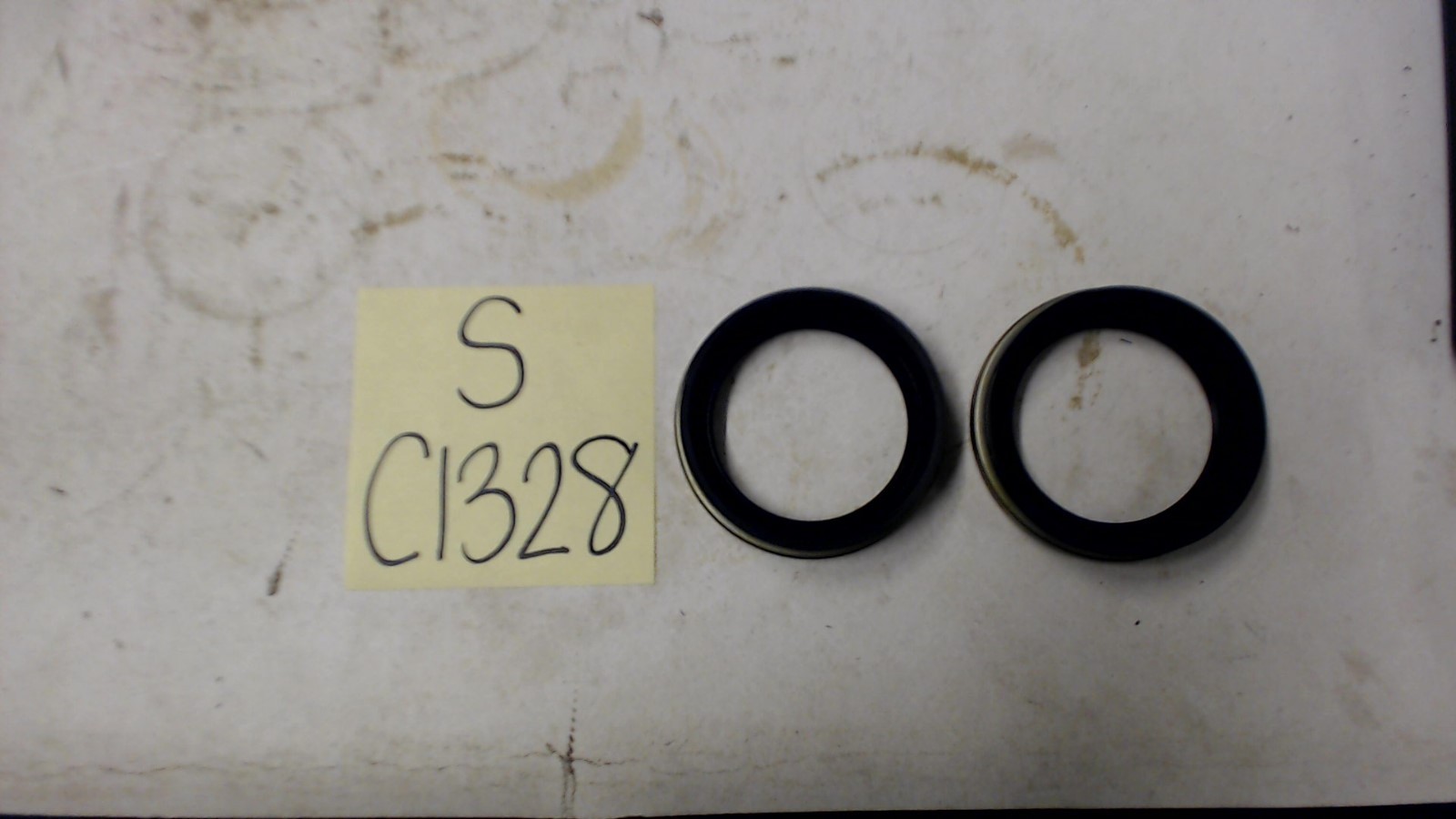 5121 / 19500 / 31001 Seal LOT OF 2