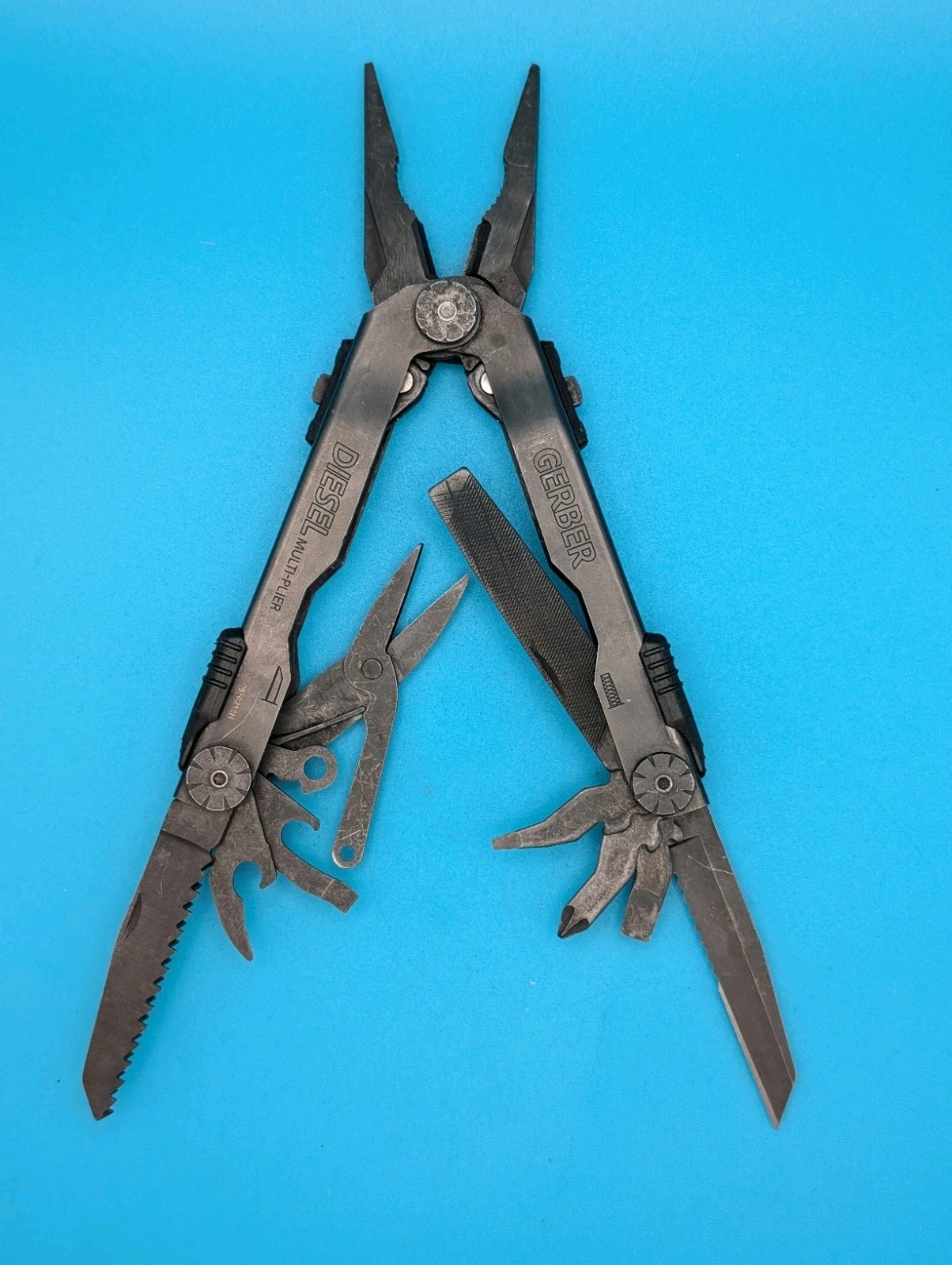 Gerber Diesel Multi Plier Multi-Tool! BLACK! WITH SHEATH!