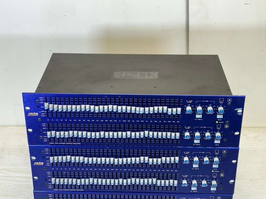 XTA GQ600 DUAL CHANNEL GRAPHIC EQUALIZER #7319 (ONE) THS