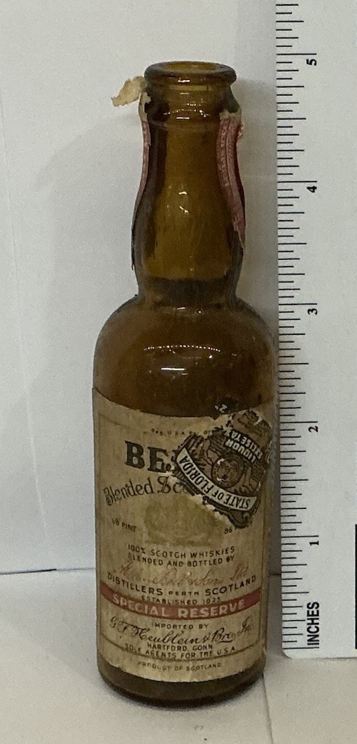 RARE 1940's Bell's Miniature Mini Whiskey Empty Glass Bottle Tax Stamp