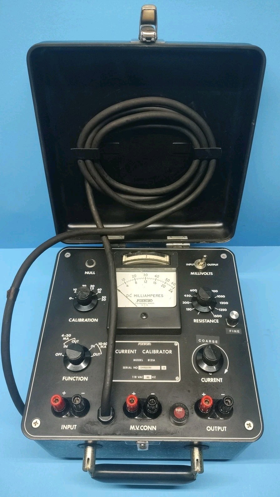 Foxboro Current Calibrator 118VAC, 25A, 8121A