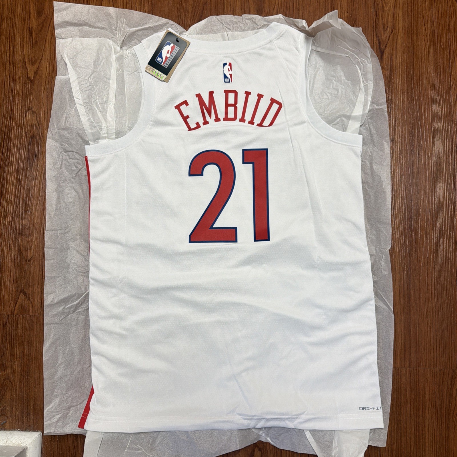 Joel Embiid Philadelphia 76ers Sz L Nike 2022/23 Swingman Jersey City Edition