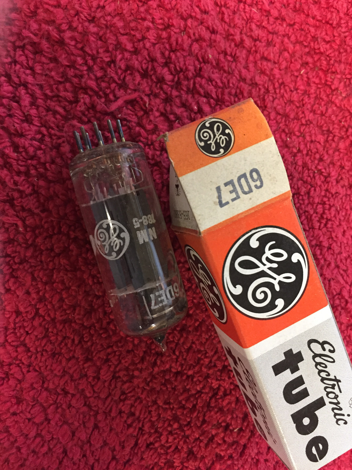 6DE7 GE VINTAGE TUBE NOS