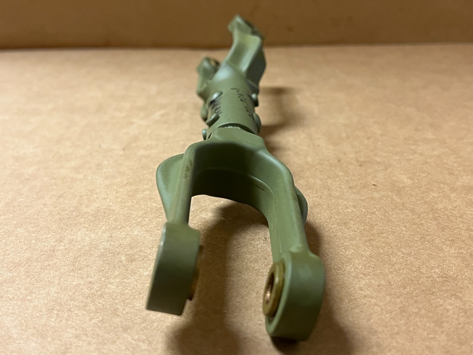 Bell Helicopter UH-1 Huey Link Assy P/N 204-001-724-5 SA 204-001-724-005