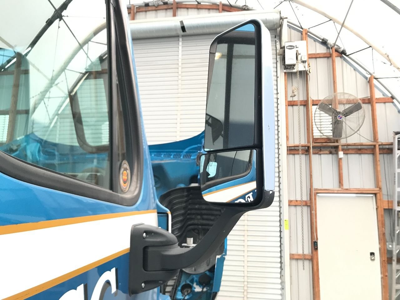 2008-2020 Freightliner CASCADIA POLY/CHROME Right/Passenger Door Mirror - Used