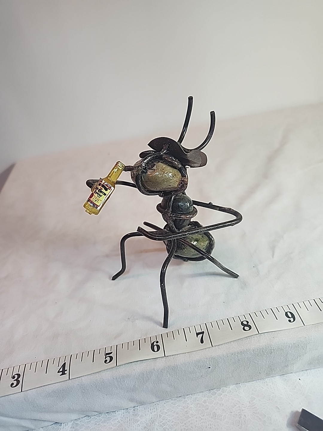 Drinking Ant