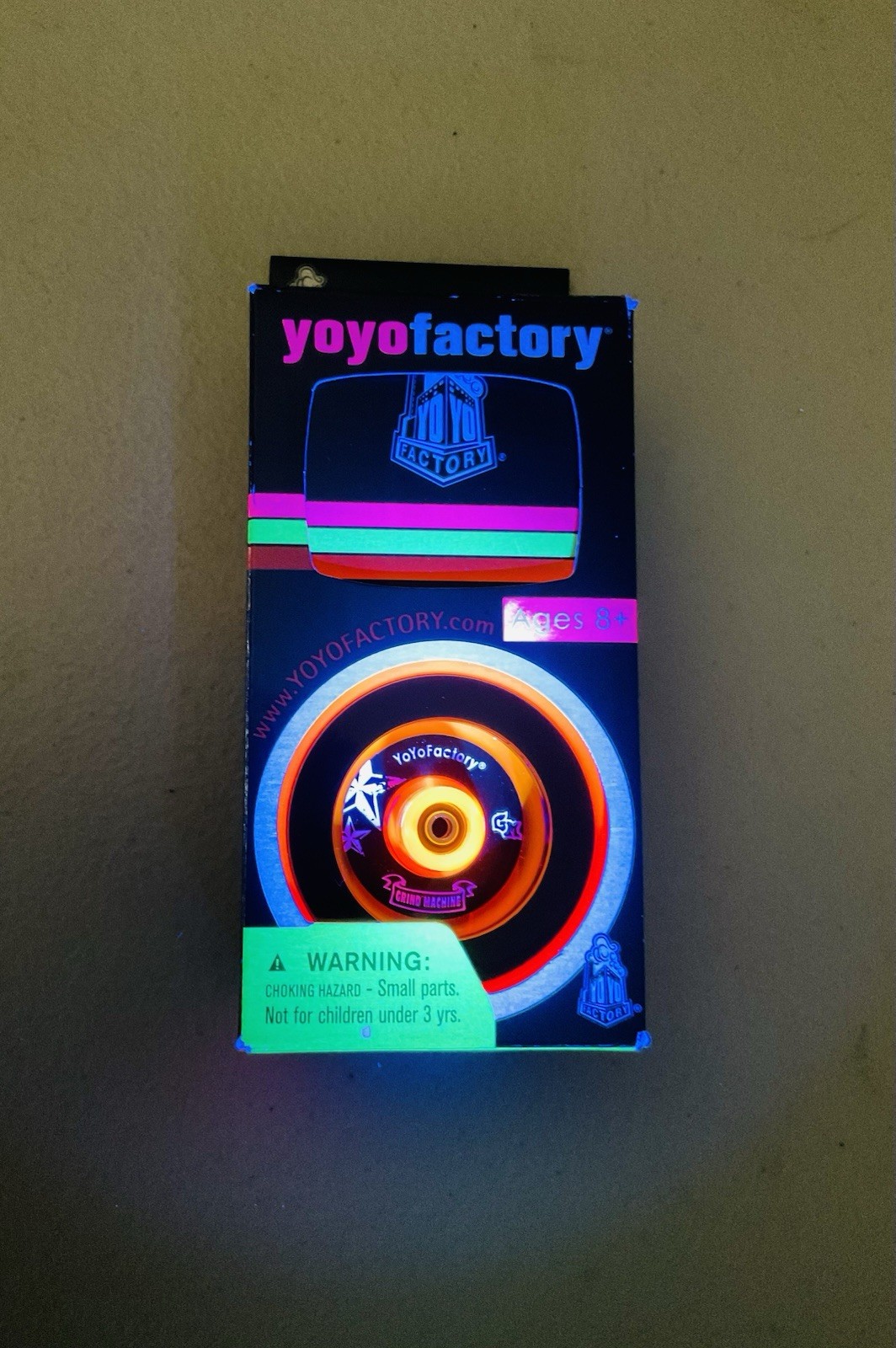 Yo-yo Factory 2011 Grind Machine Neon Pink Plastic