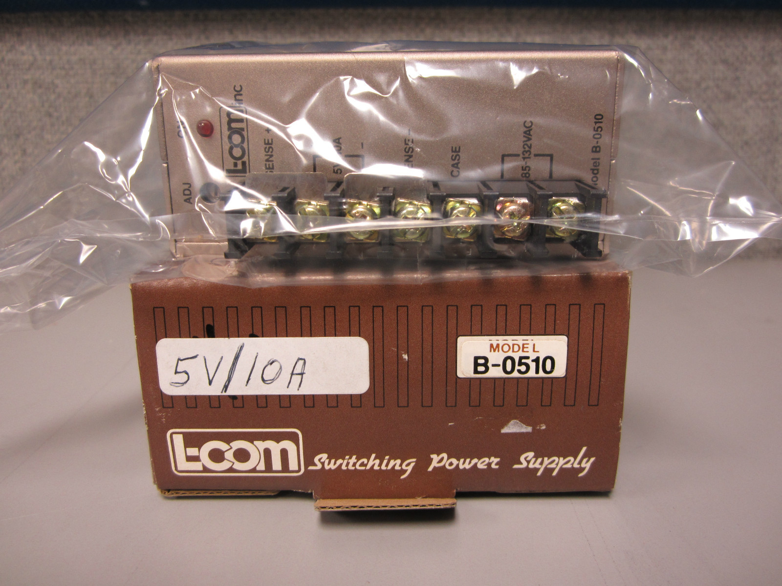 L-Com B-0510 Switching Power Supply 5V 10A NEW