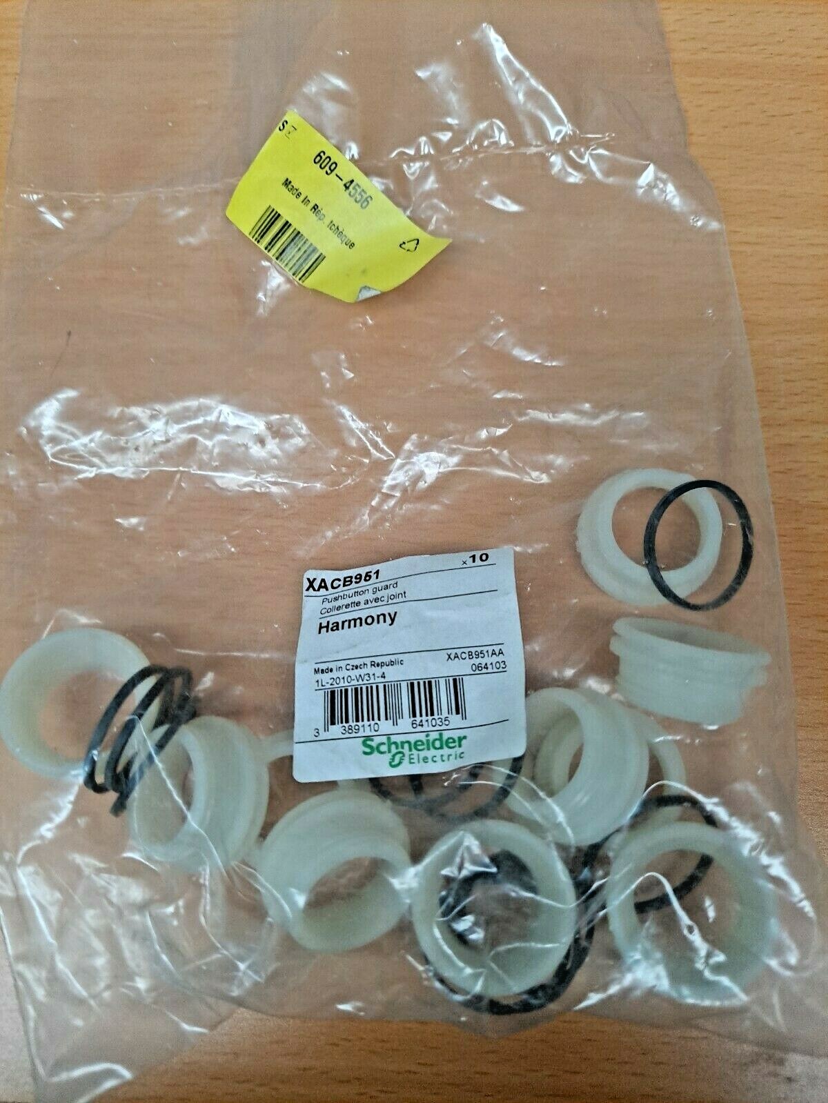 Schneider Electric, Harmony XAC Enclosed Push Button XACB951