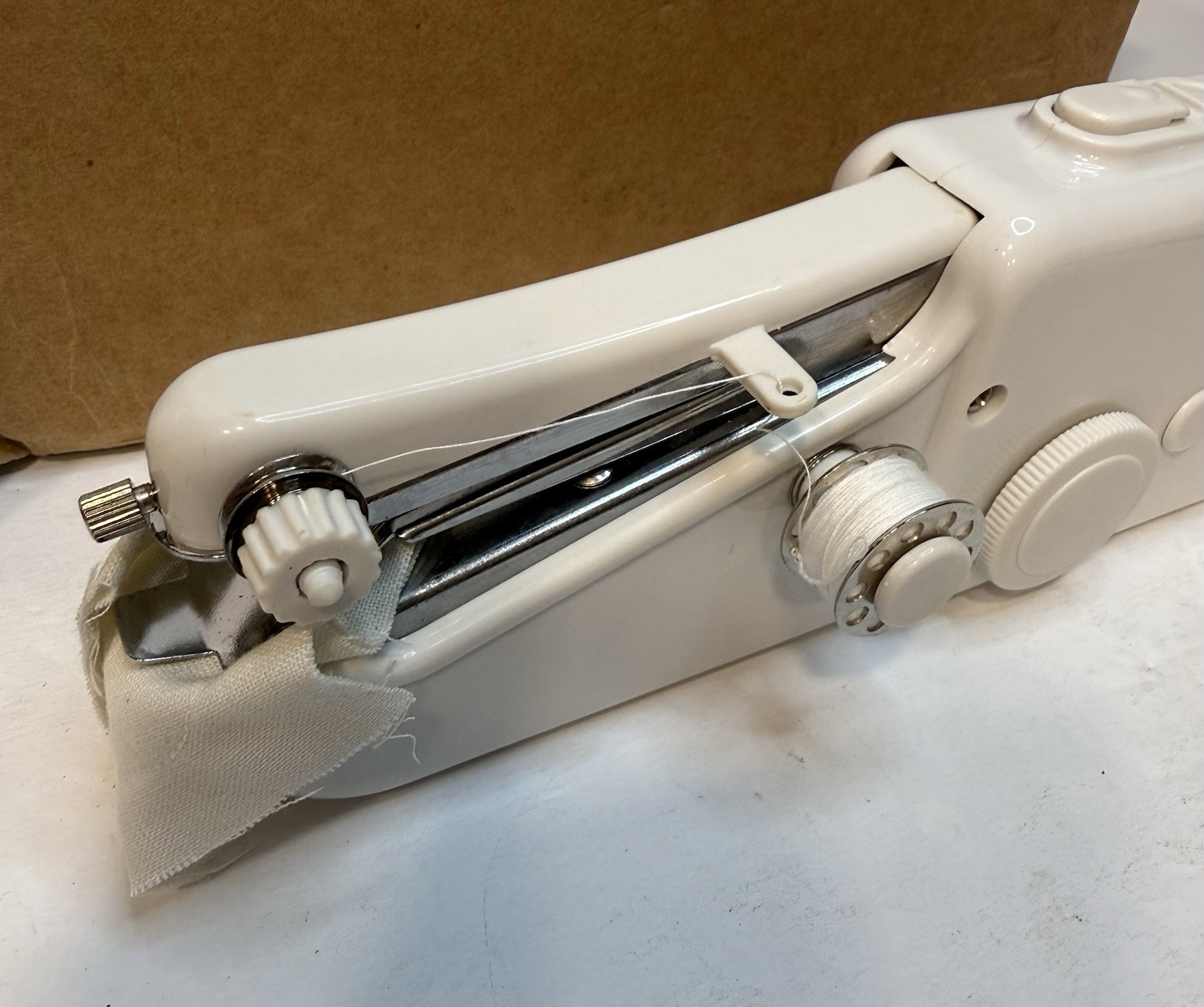 New Perfect Stitch Pro Handheld Sewing Machine Kit With Threads NIB - Tested