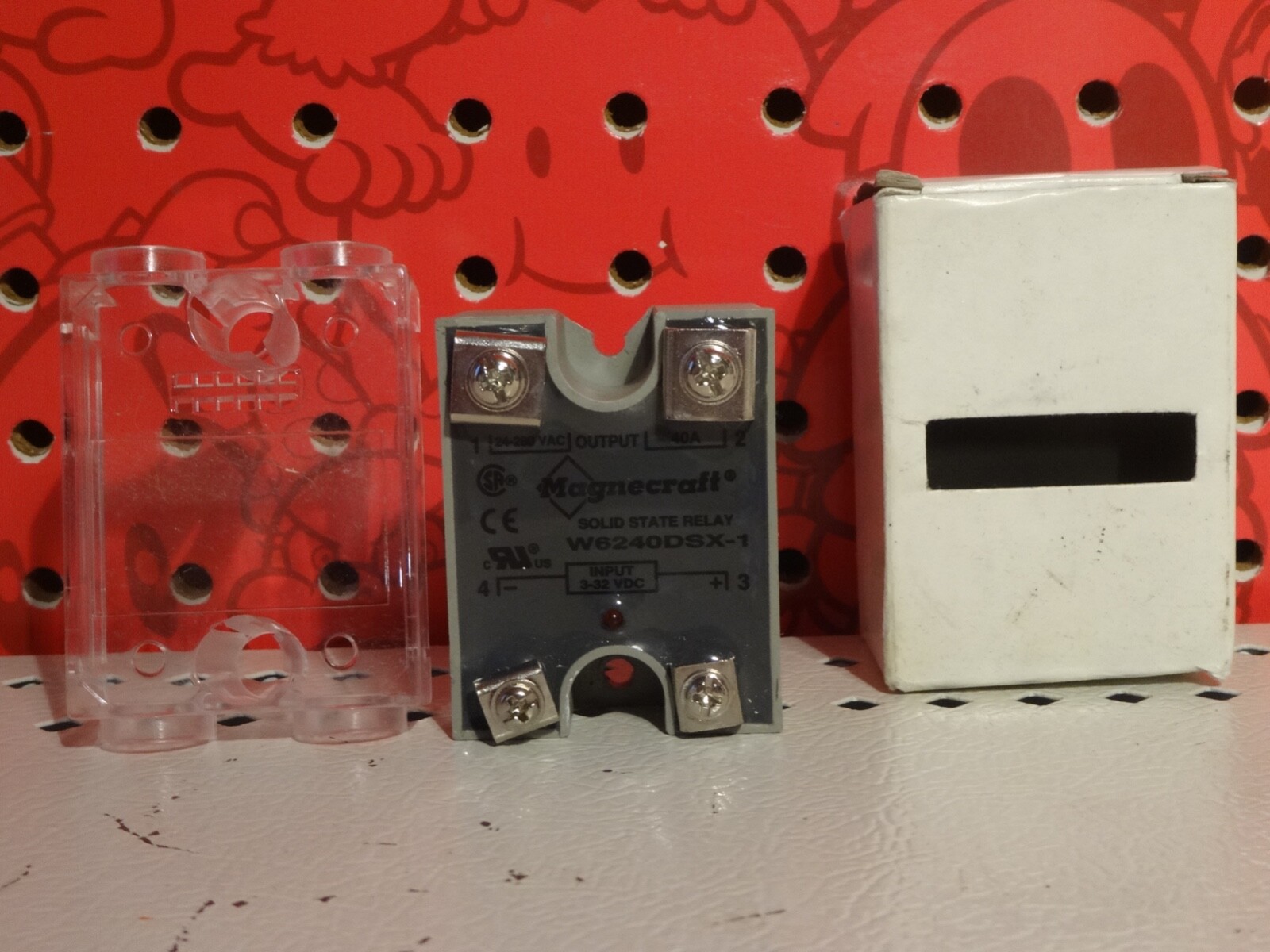 Magnecraft W6240DSX-1 Solid State Relay output 24-280VAC 40A input 3-32VDC NEW