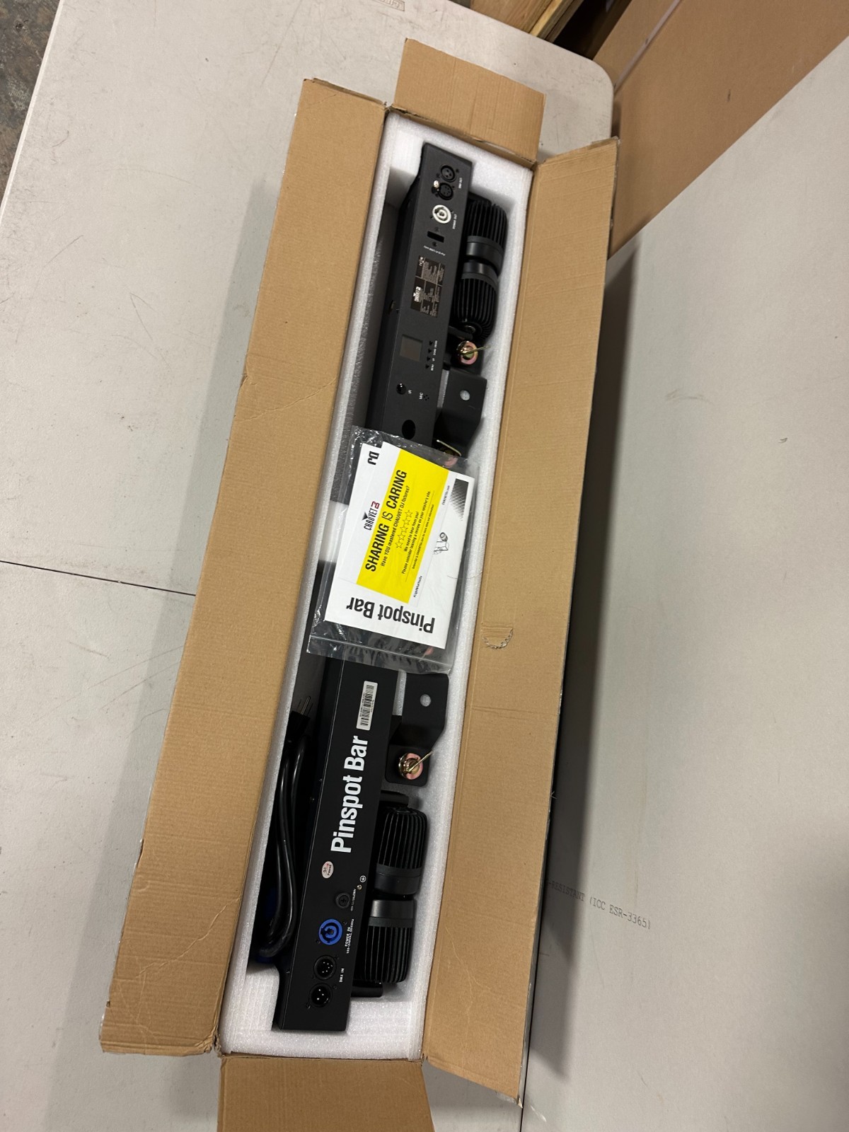 Chauvet DJ Pinspot Bar – Excellent Condition