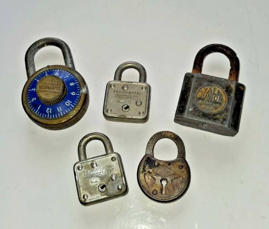 Lot of 5 Combination and Key Vtg Locks No Combos or Keys Slaymaker Yale Master