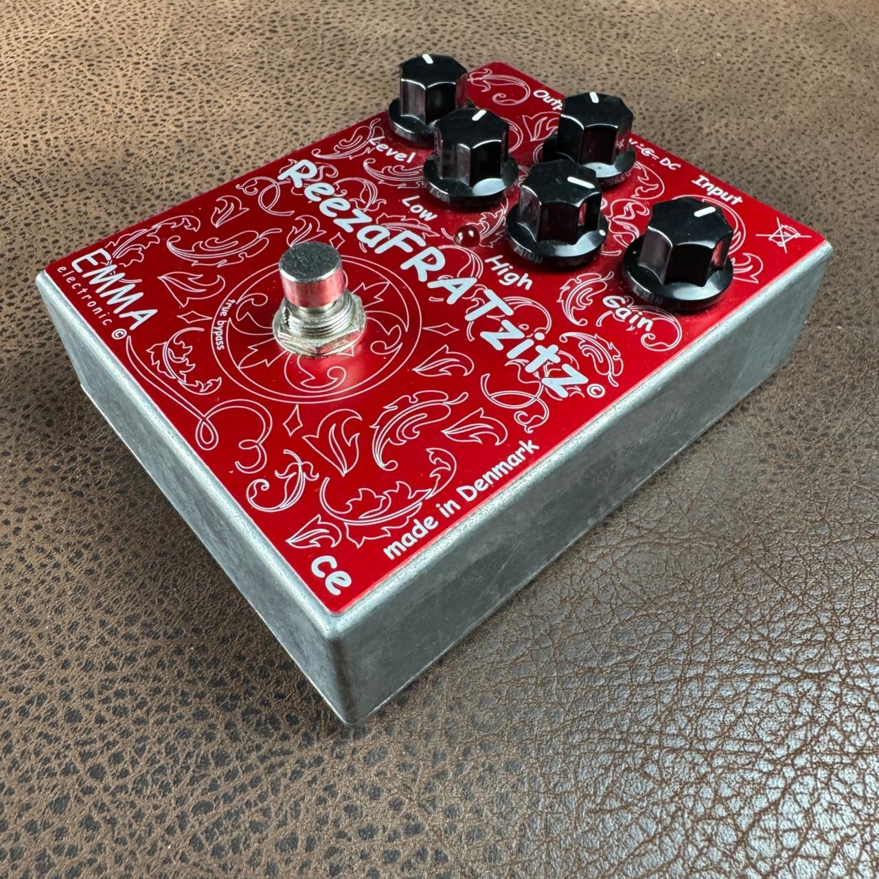 Emma Reeza Frat Zitz II Overdrive Distortion - Denmark