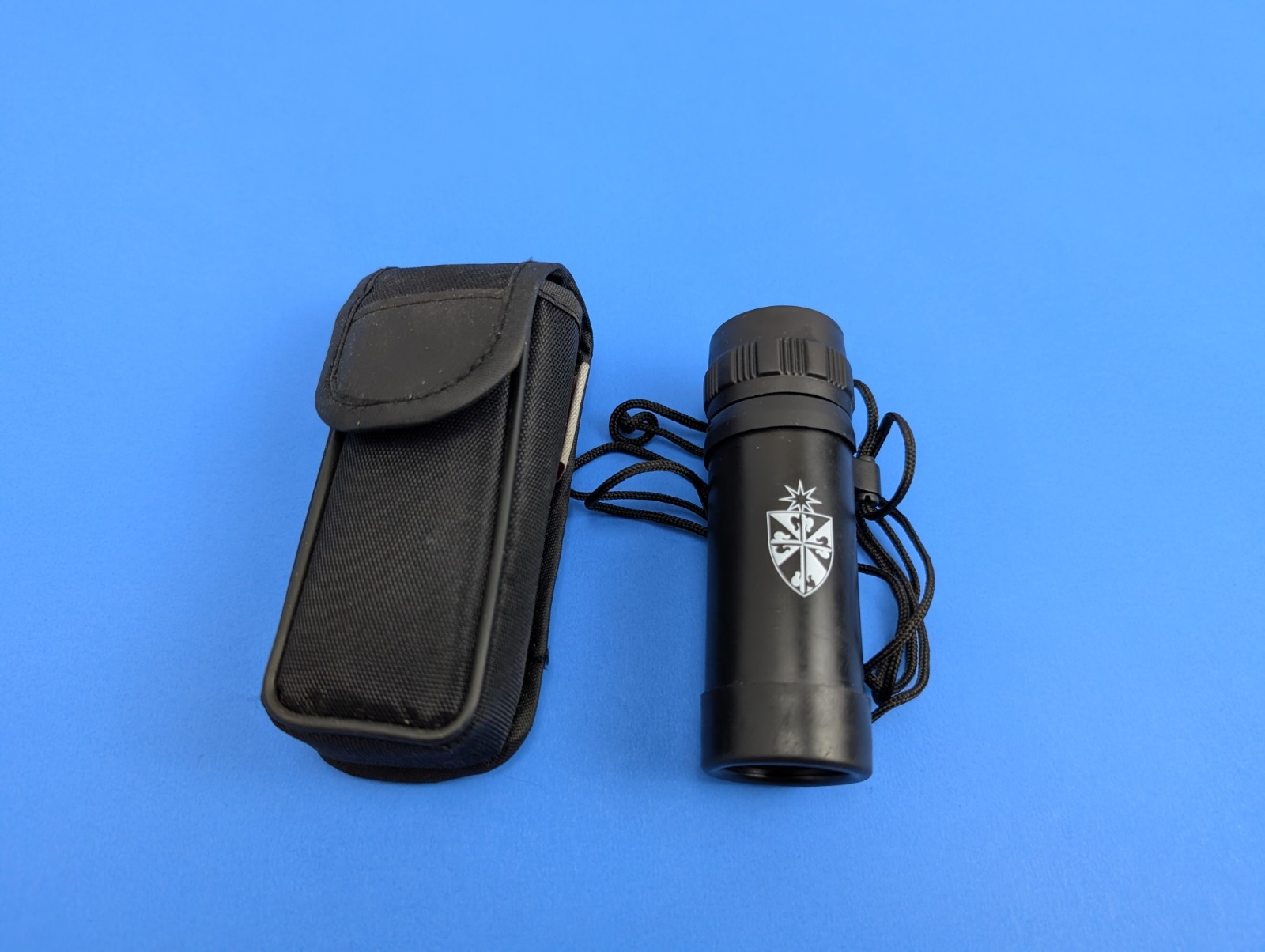 Single Binocular Monocular Golf Viewing Scope with Slazenger Case