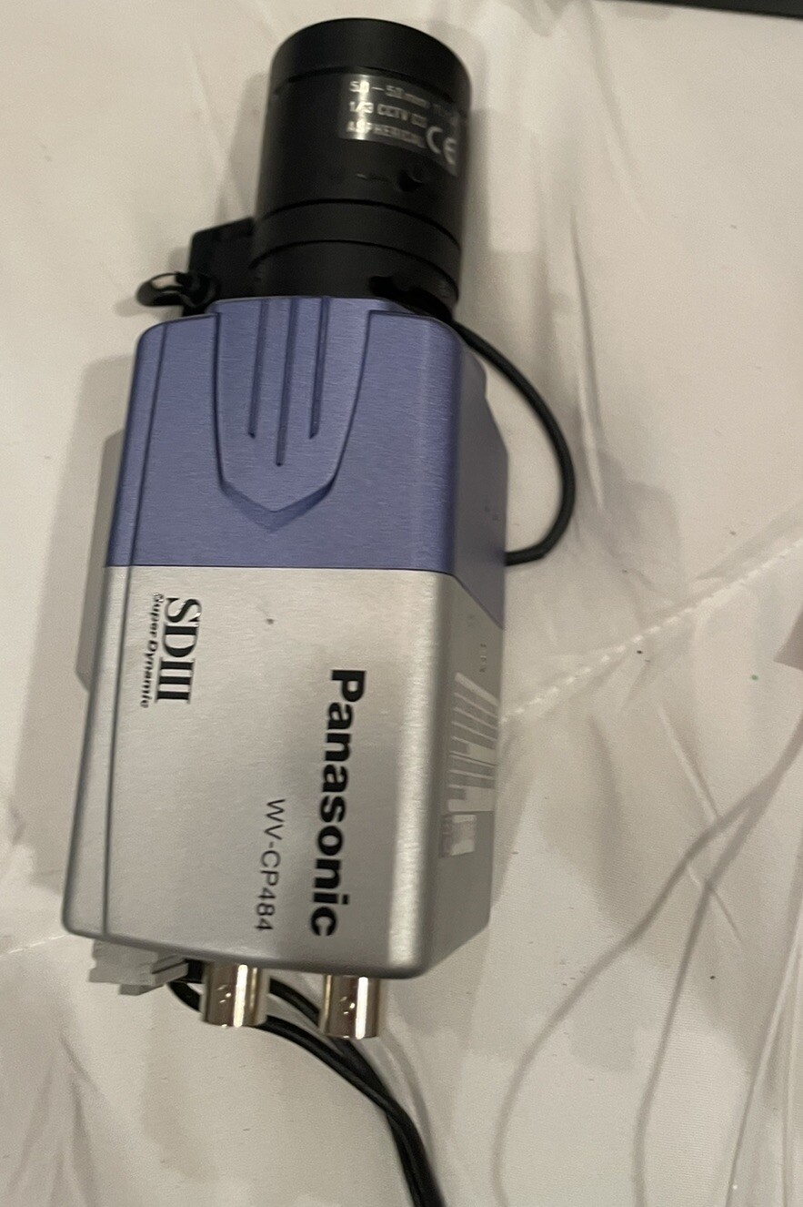 Panasonic WV-CP484 Surveilance Security Camera SDIII Super Dynamic Fujinon 50mm