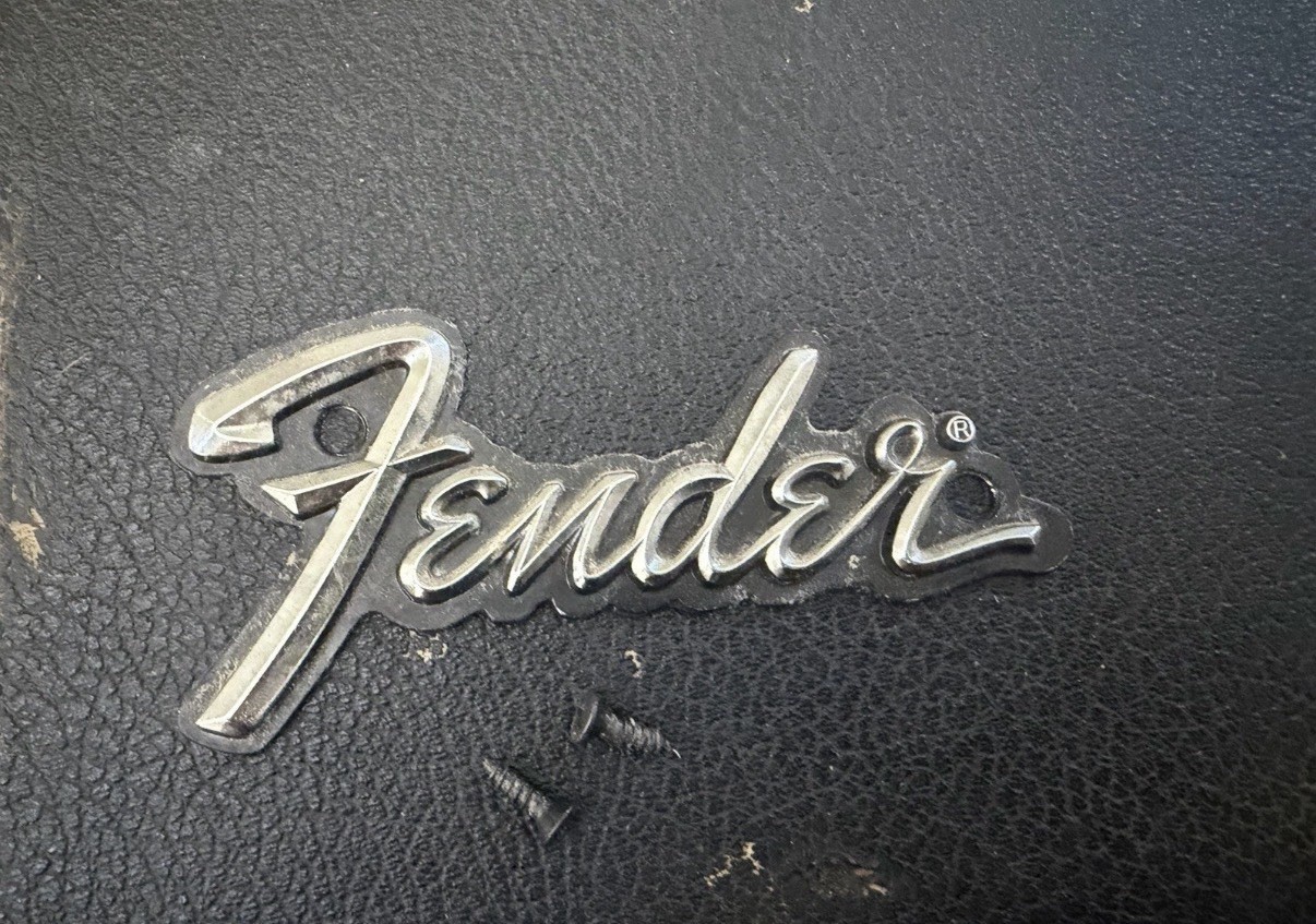 Vintage 1970’s USA Chrome Fender Guitar Amplifier Amp logo plate PN: 011298