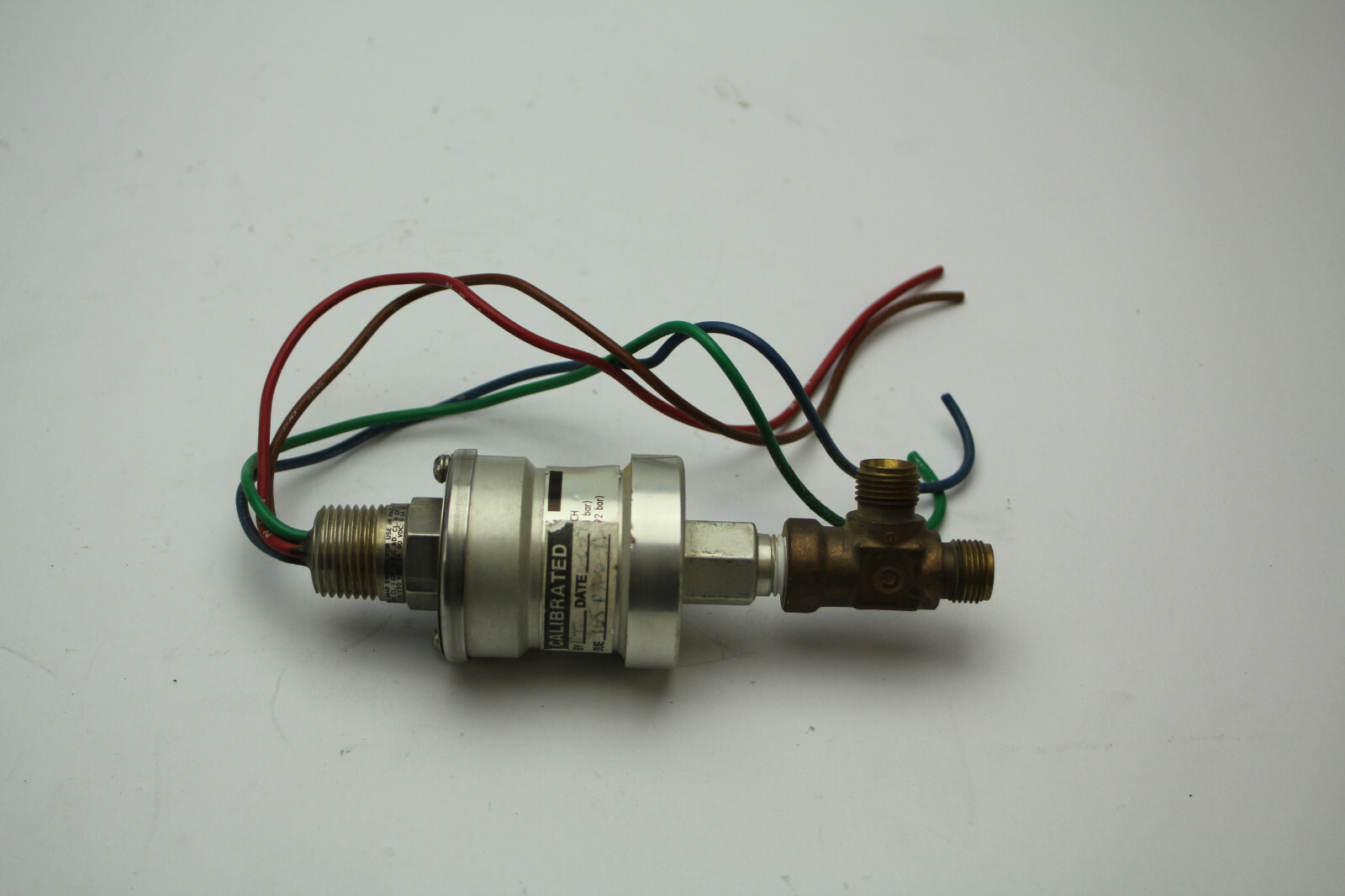 CCS 46-1058 Explosion-proof Pressure Snap Switch Mode 611 Used