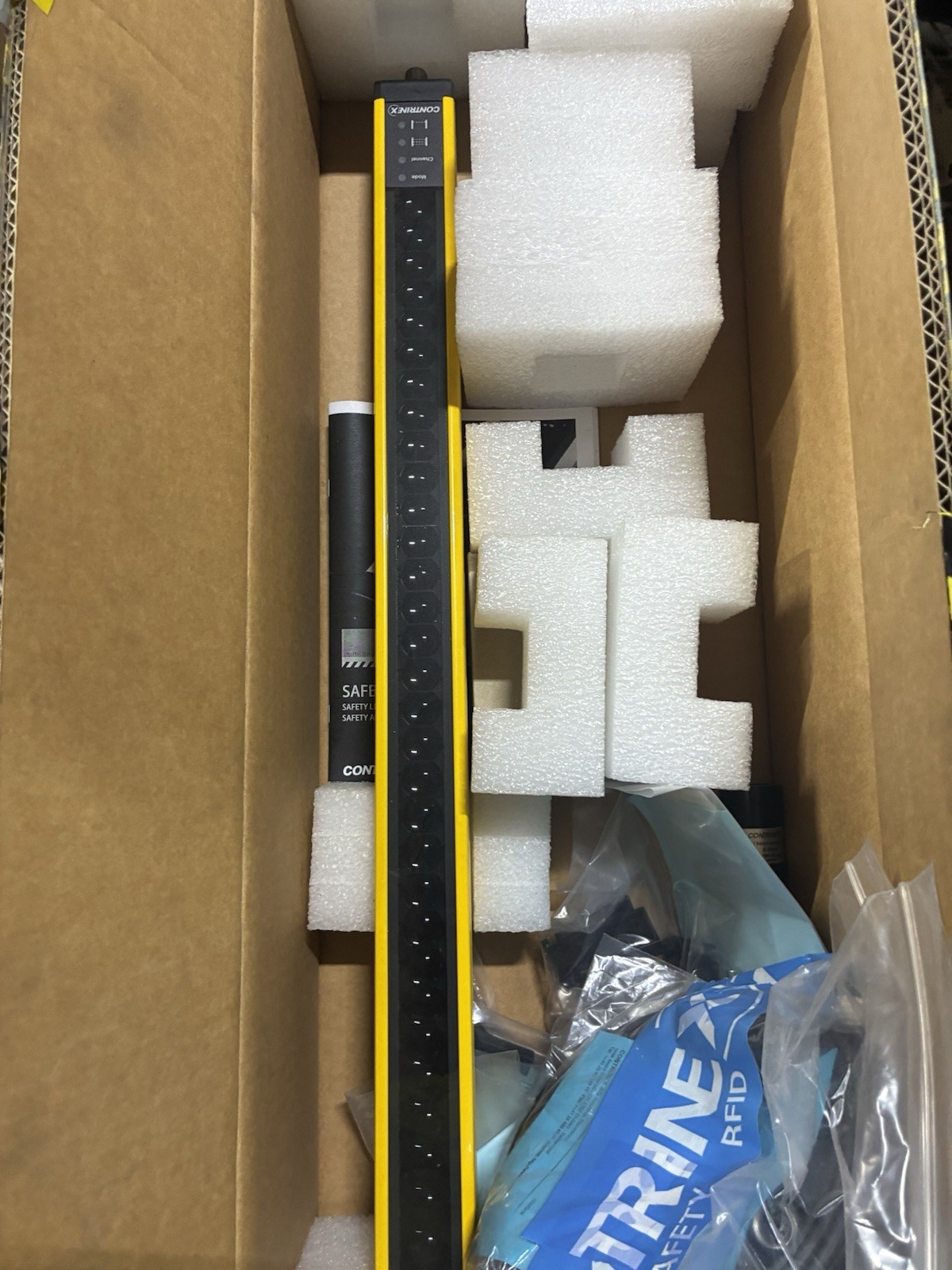 Contrinex Safety Light Curtain YBB-30S4-0500-G012 537mm