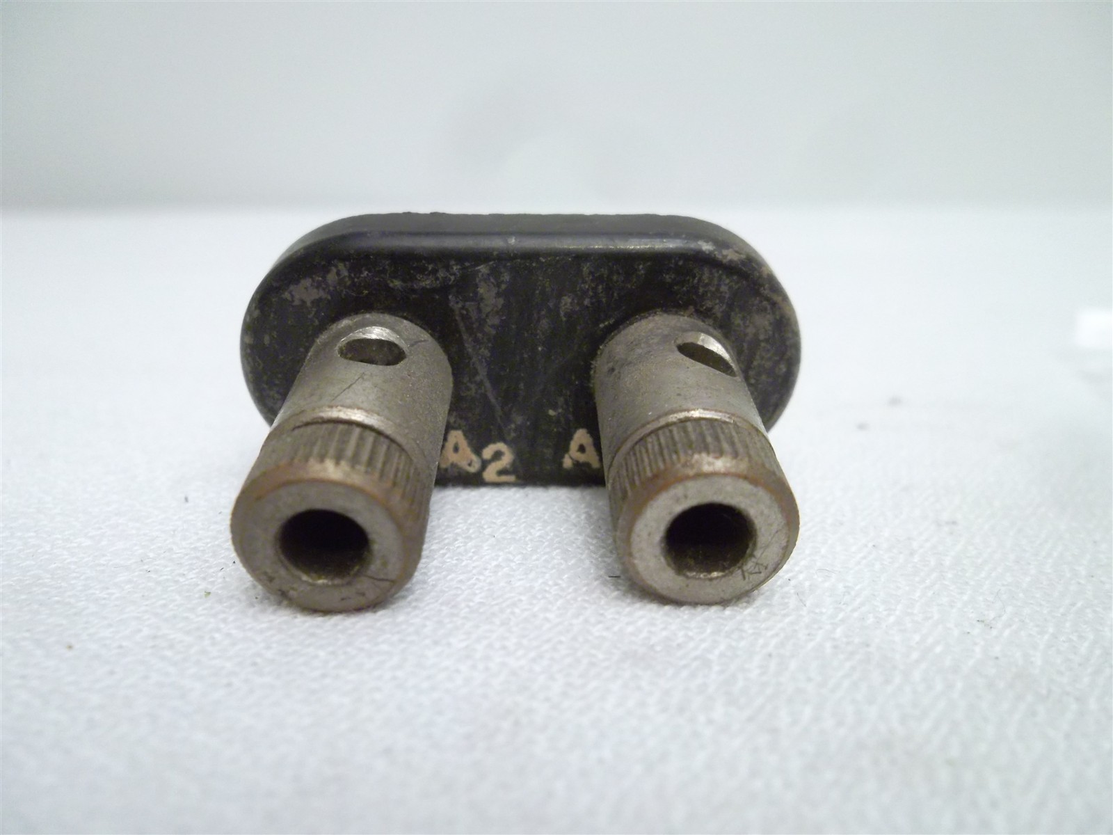 HALLICRAFTERS PART - ANTENNA BINDING POST SET w/ BLACK INSULATOR