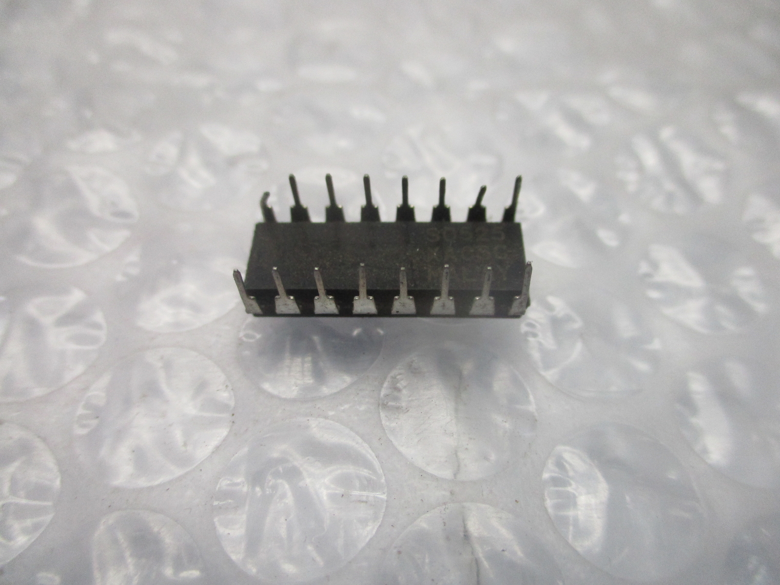 HARRIS CD4017BE INTERGRATED CIRCUIT NSNP