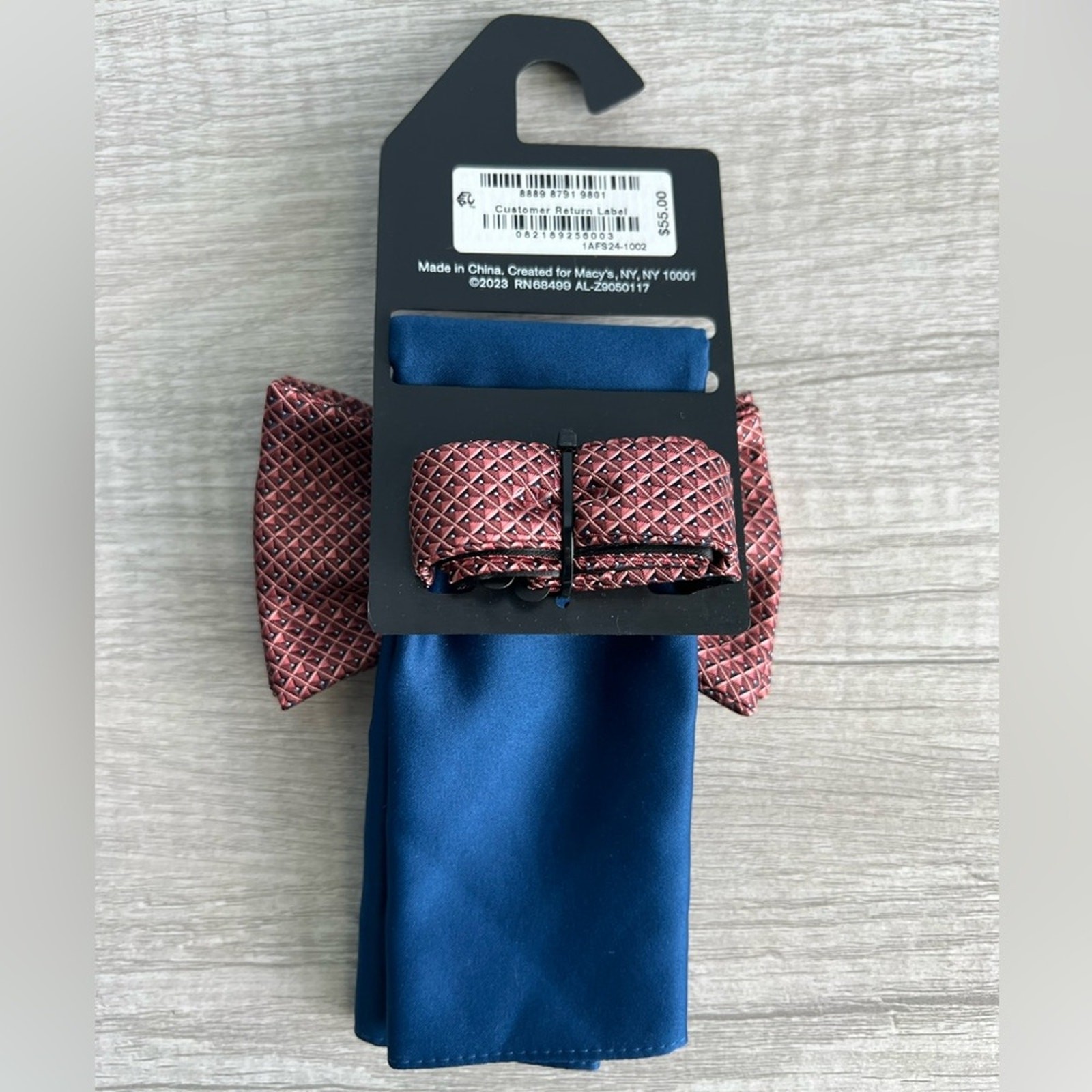 Alfani Men’s Geo Red Bow Tie & Solid Pocket Square Set