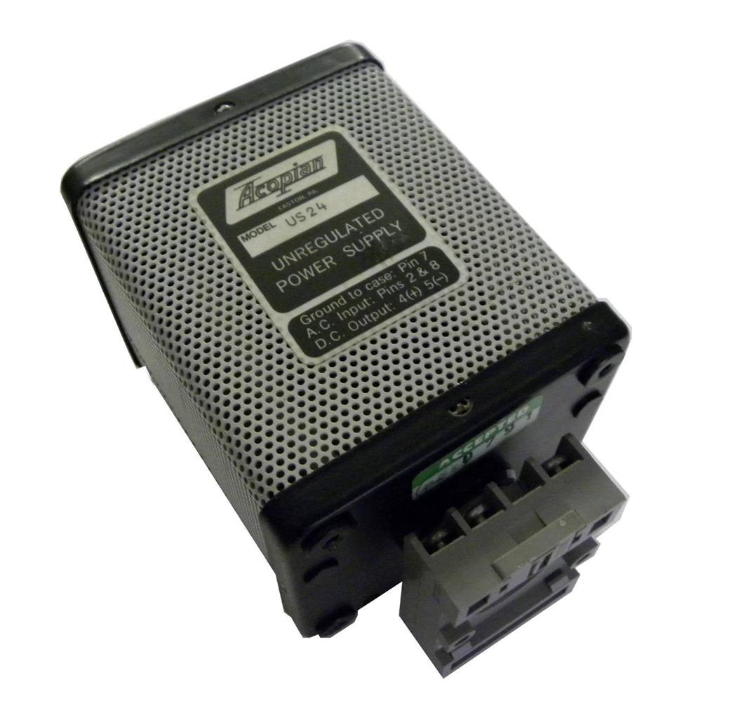ACOPIAN UNREGULATED POWER SUPPLY 24 VDC MODEL US24 - SOLD AS IS