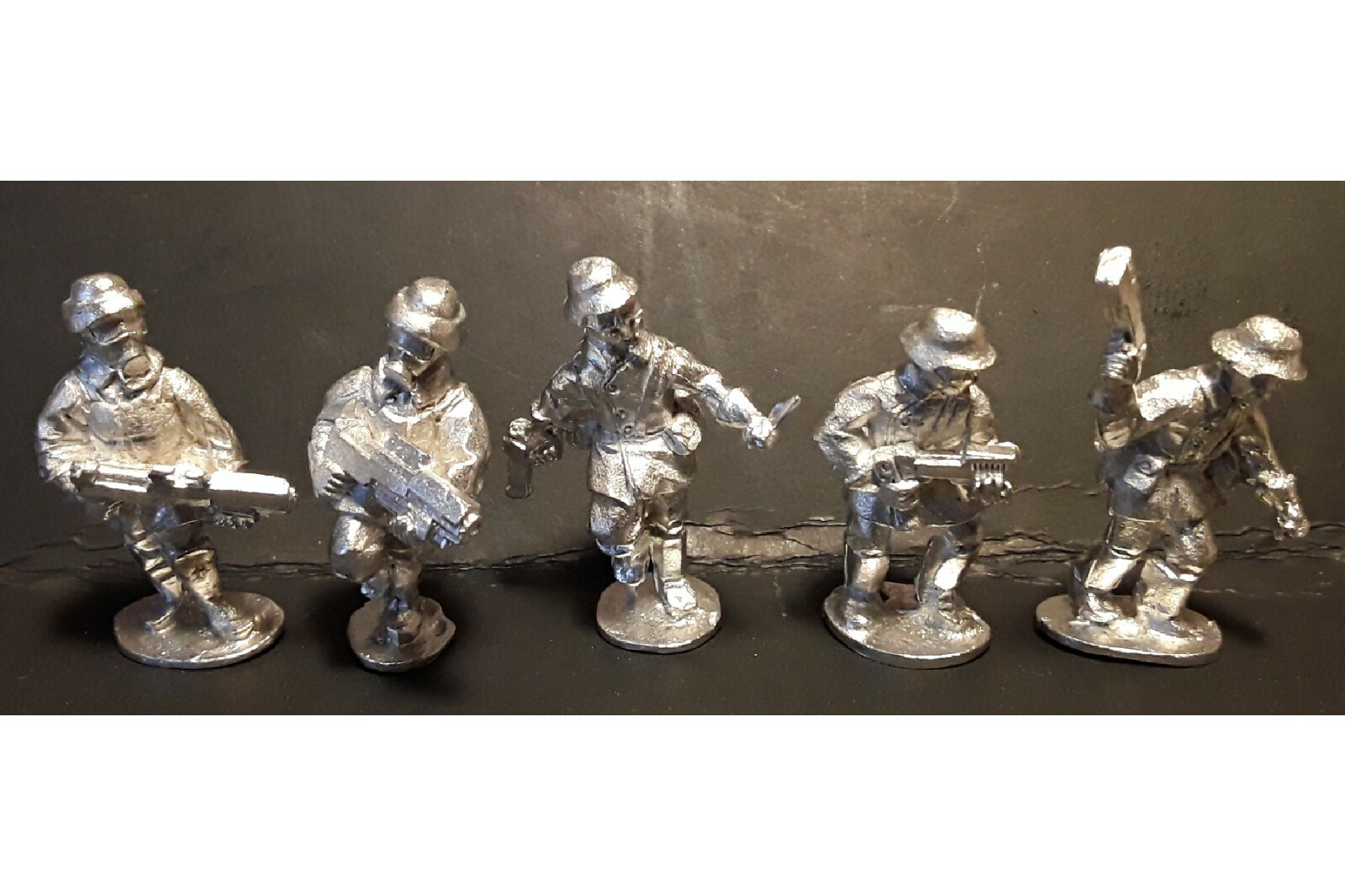 25mm SCI-FI 31 Military 7 (5 Figures)