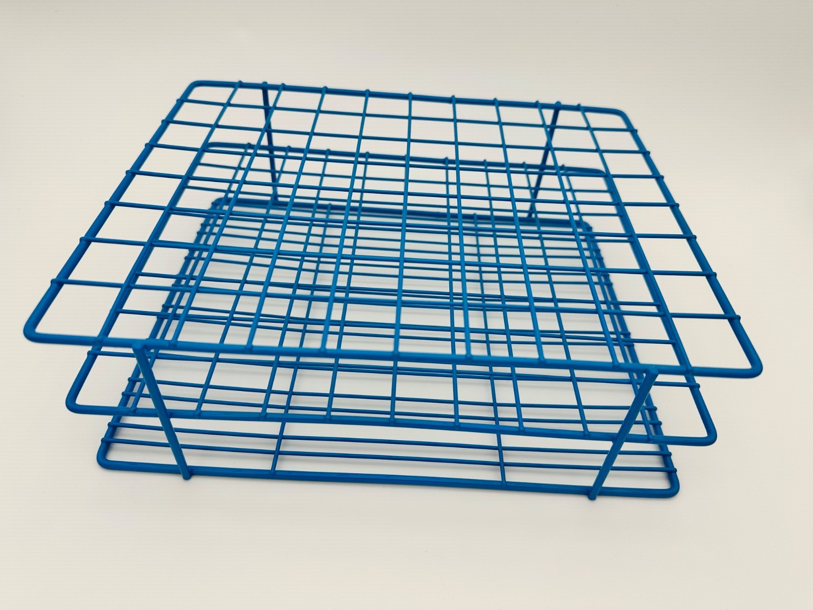 Eisco Labs Blue Epoxy Coated Steel Wire Test Tube Rack, 80 Holes, 8x10 Format
