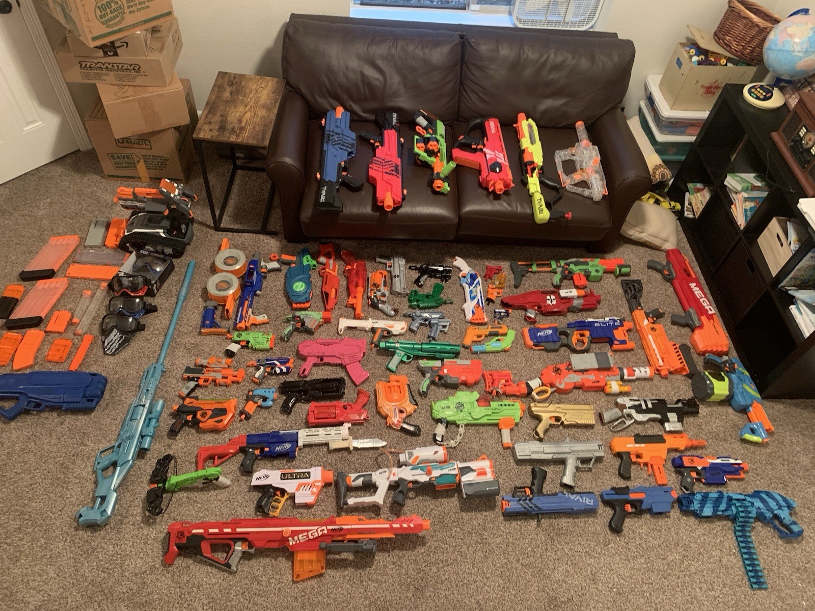 MASSIVE NERF Gun Lot w/ Ammo, Magazines/Clips & Accessories