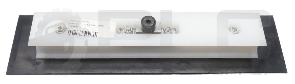NEW 05574588 BOTTLE GUIDE 3.7"x15"x.547"