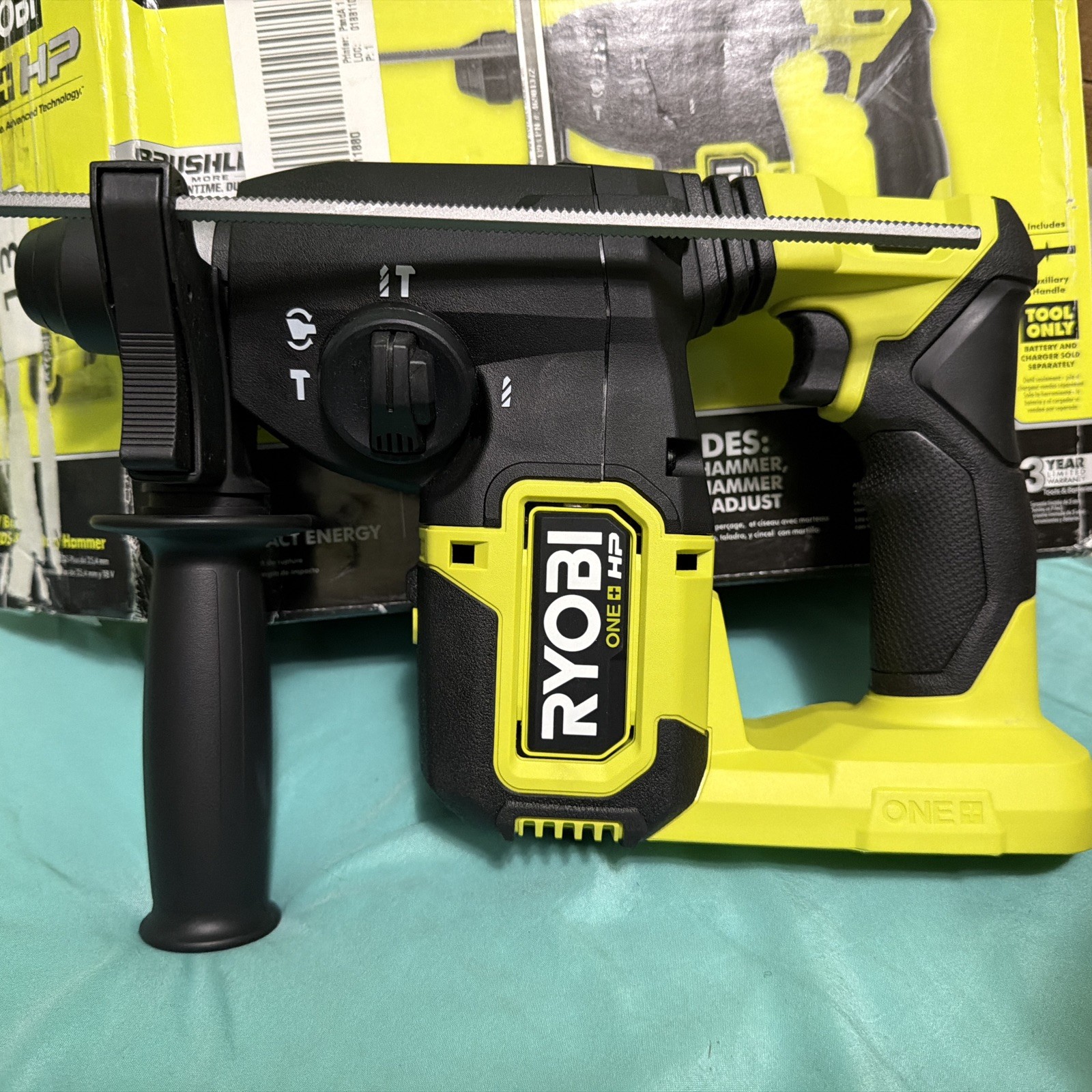 Ryobi P223 18V 1 inch Cordless Rotary Hammer Drill
