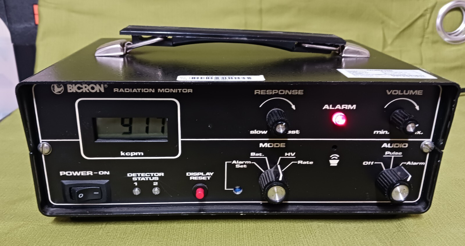 Bicron Radiation Monitor