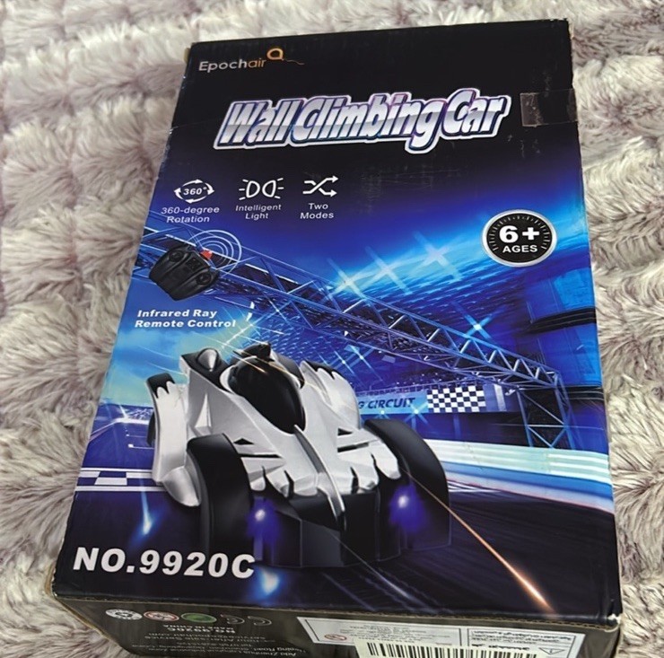 Epoch Air wall climbing car New